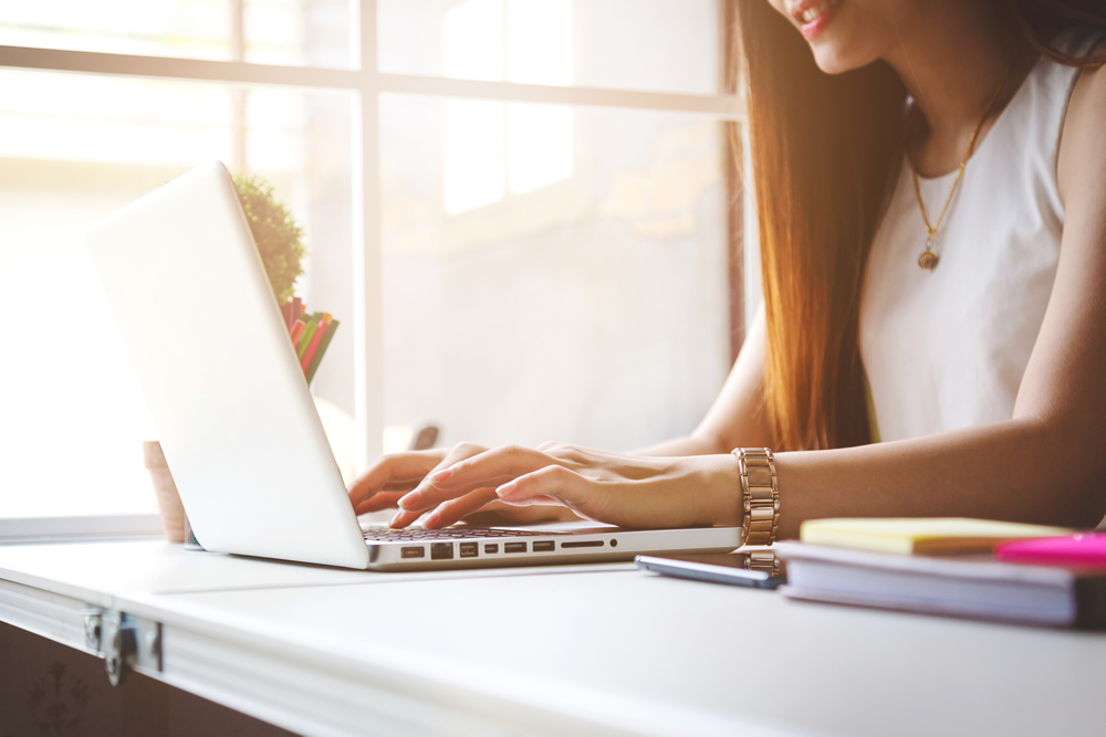 woman at laptop